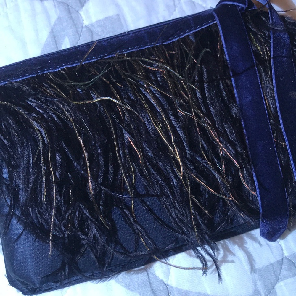 Fold Over Feather Clutch - Picture 3 of 8